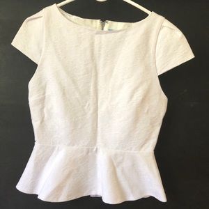 Alice + Olivia Fitted Peplum Top with Cap Sleeves